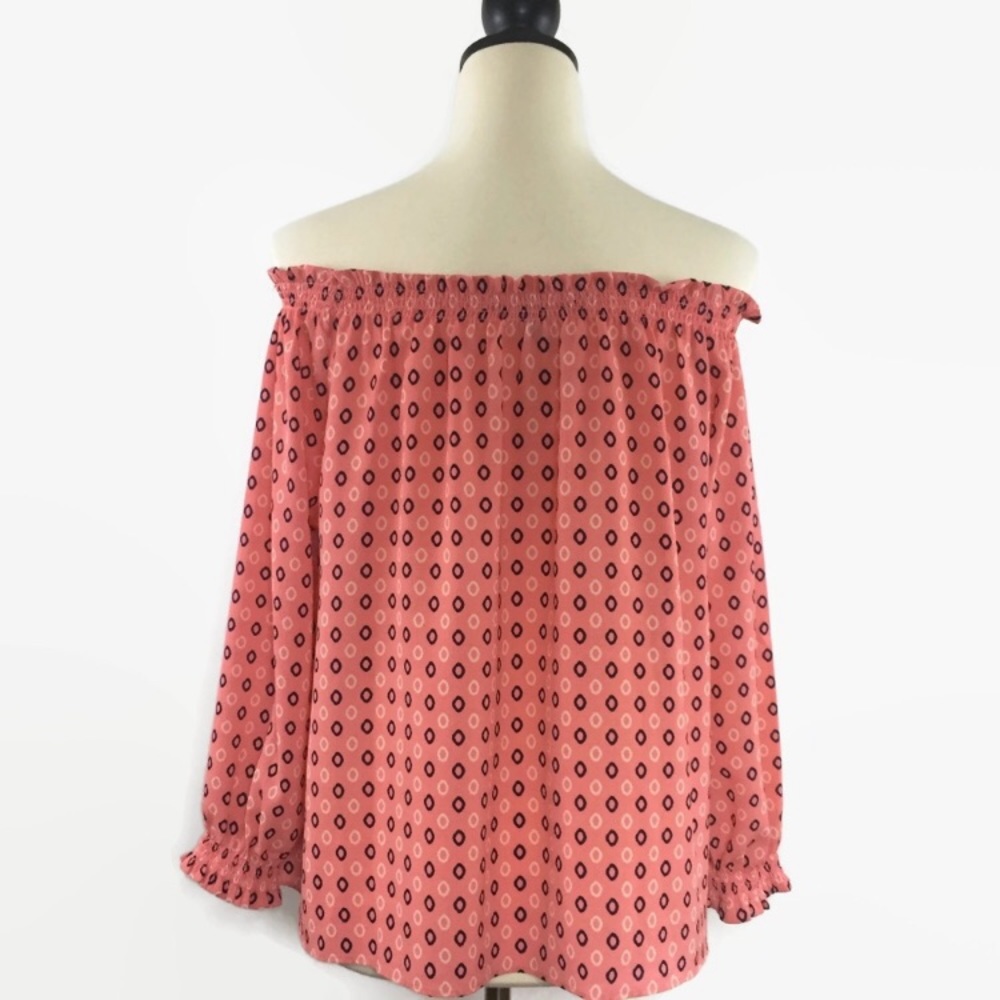 Banana Republic coral off the shoulder blouse, large petite - Picture 4 of 10
